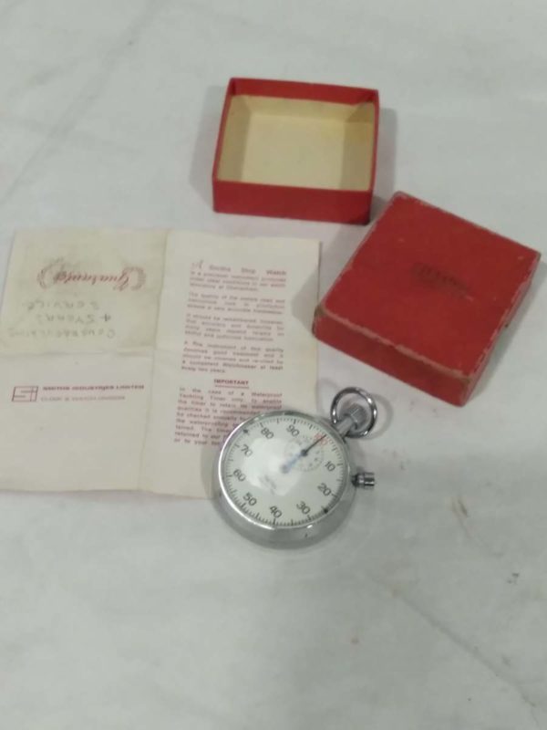 lot 553 vintage boxed Smiths pocket  stop watch