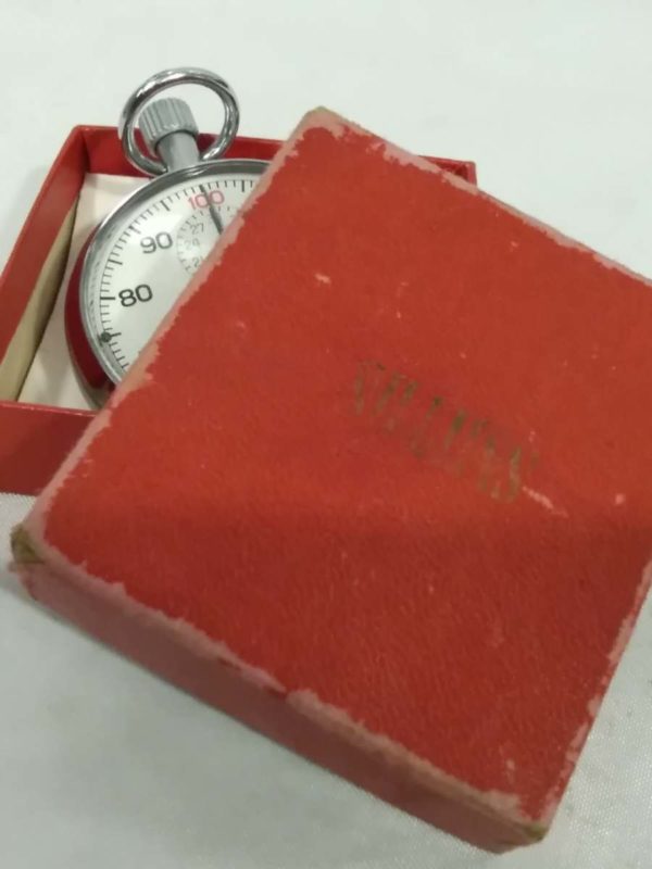 lot 553 vintage boxed Smiths pocket  stop watch - Image 3