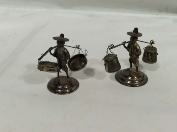 lot 555 2 vintage Chinese sterling silver figures