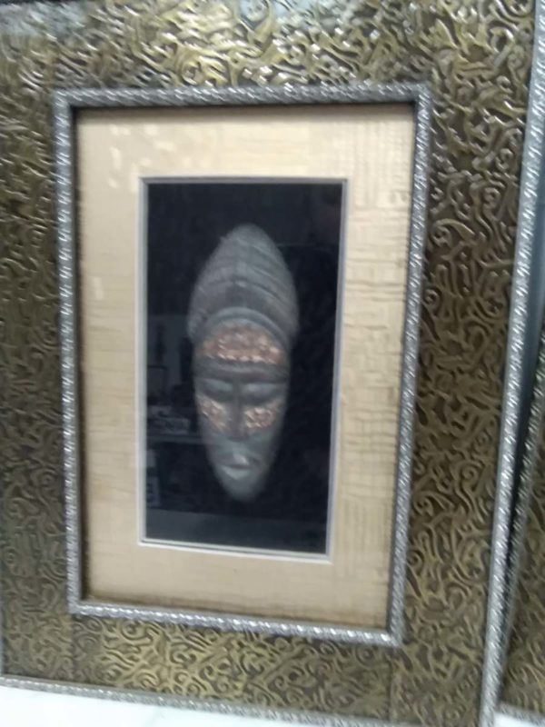 lot 558 3x framed African miniature masks  (16″ x 12″) - Image 5